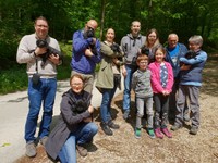 die Vorfreude auf den Waldspaziergang ist gross!